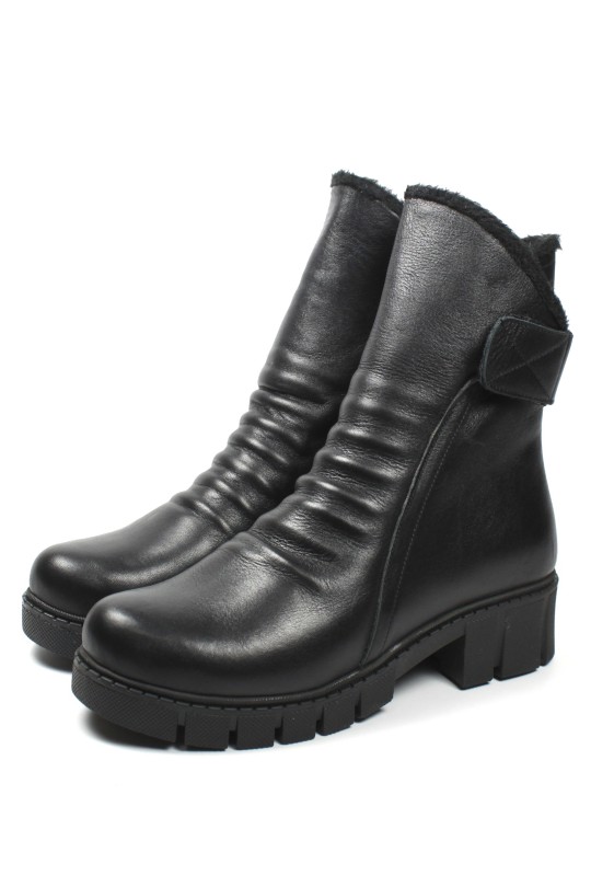 Зимові черевики E1-01-01 black шкіра (полн мех)  з-бот (Ж)